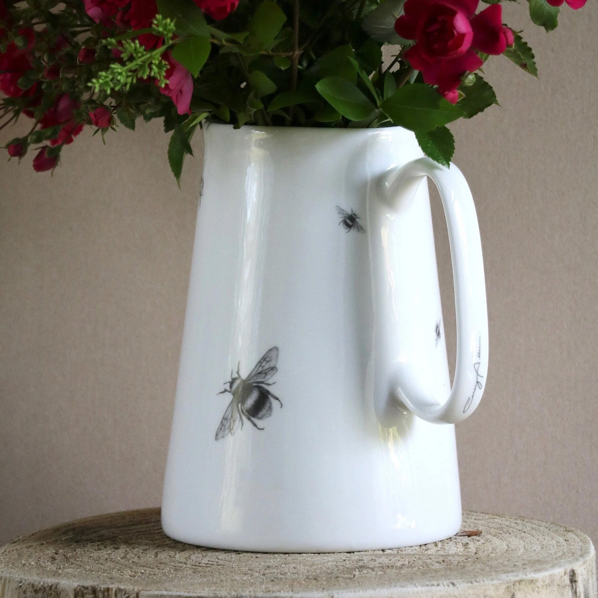 Bumble & Bee Four Pint Jug