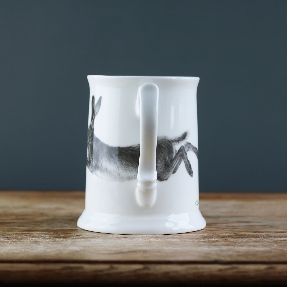 Running Hare Pint Tankard