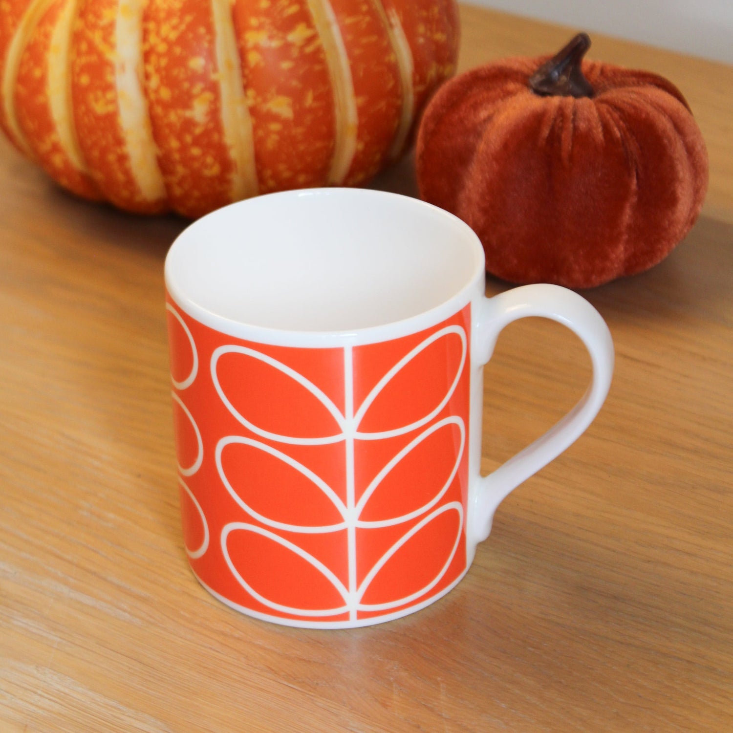 Linear Stem Poppy Mug